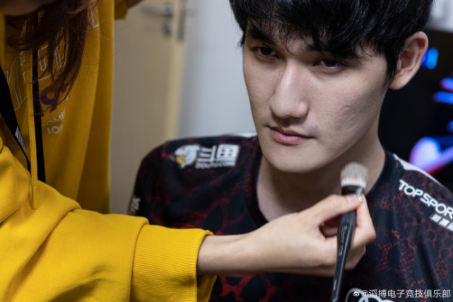 Karsa在中国队比赛中夺冠，爆冷引发热议！