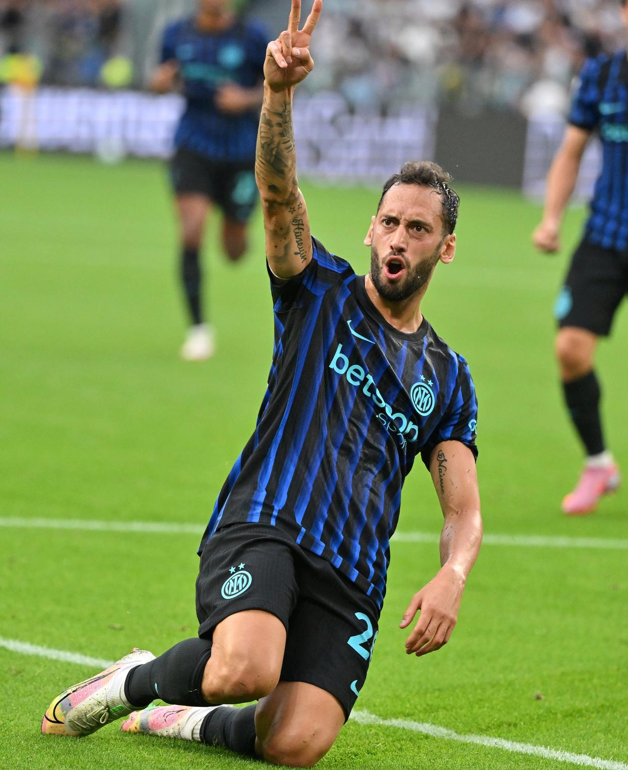 包含纳达尔关键节点惊险取胜，尤文图斯带队取胜！的词条